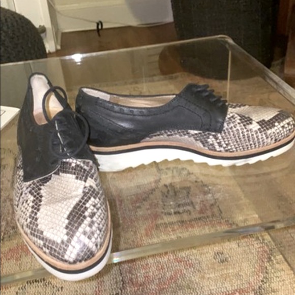 Manas - Picture 2 of 4